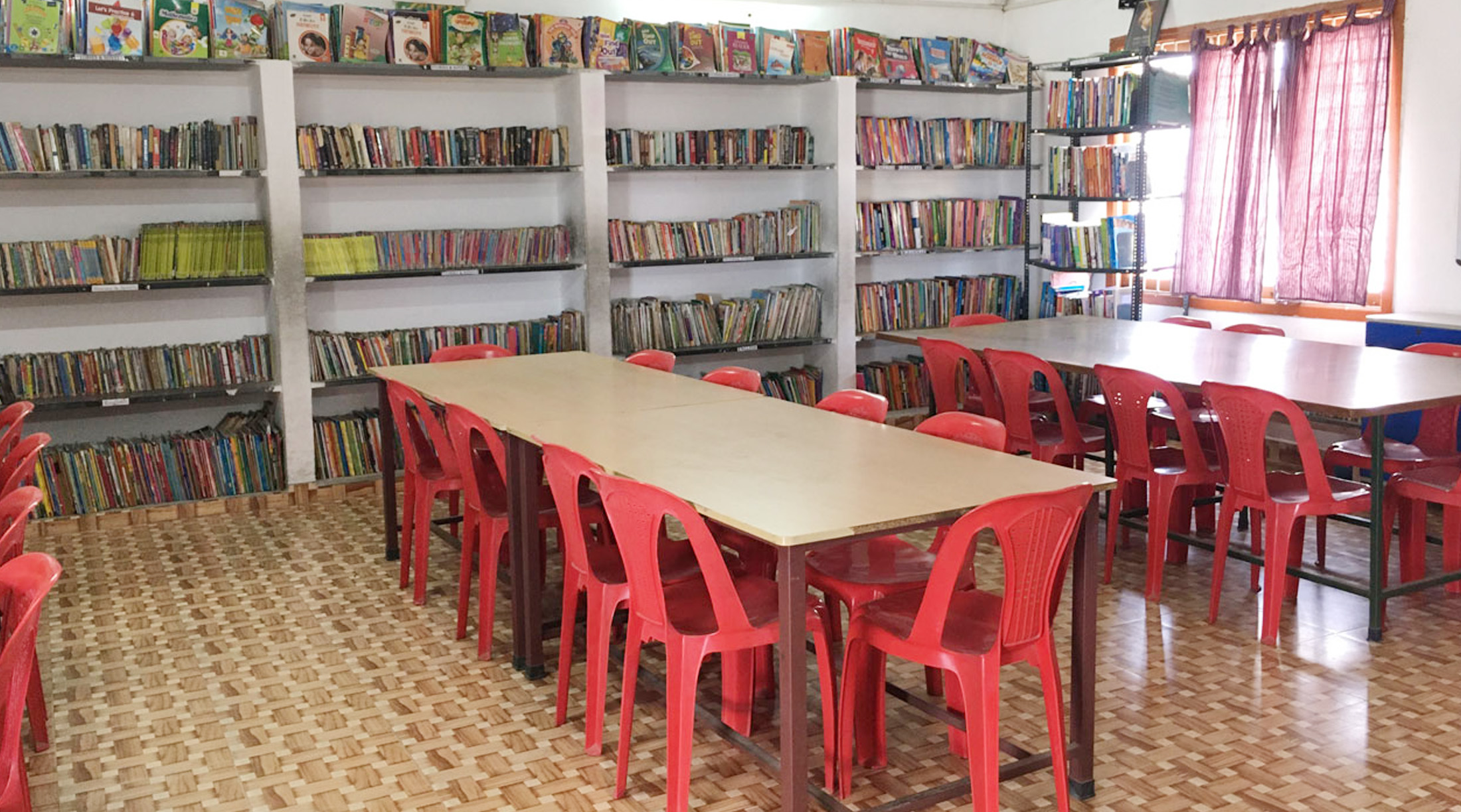 best Library facility at holy angels school